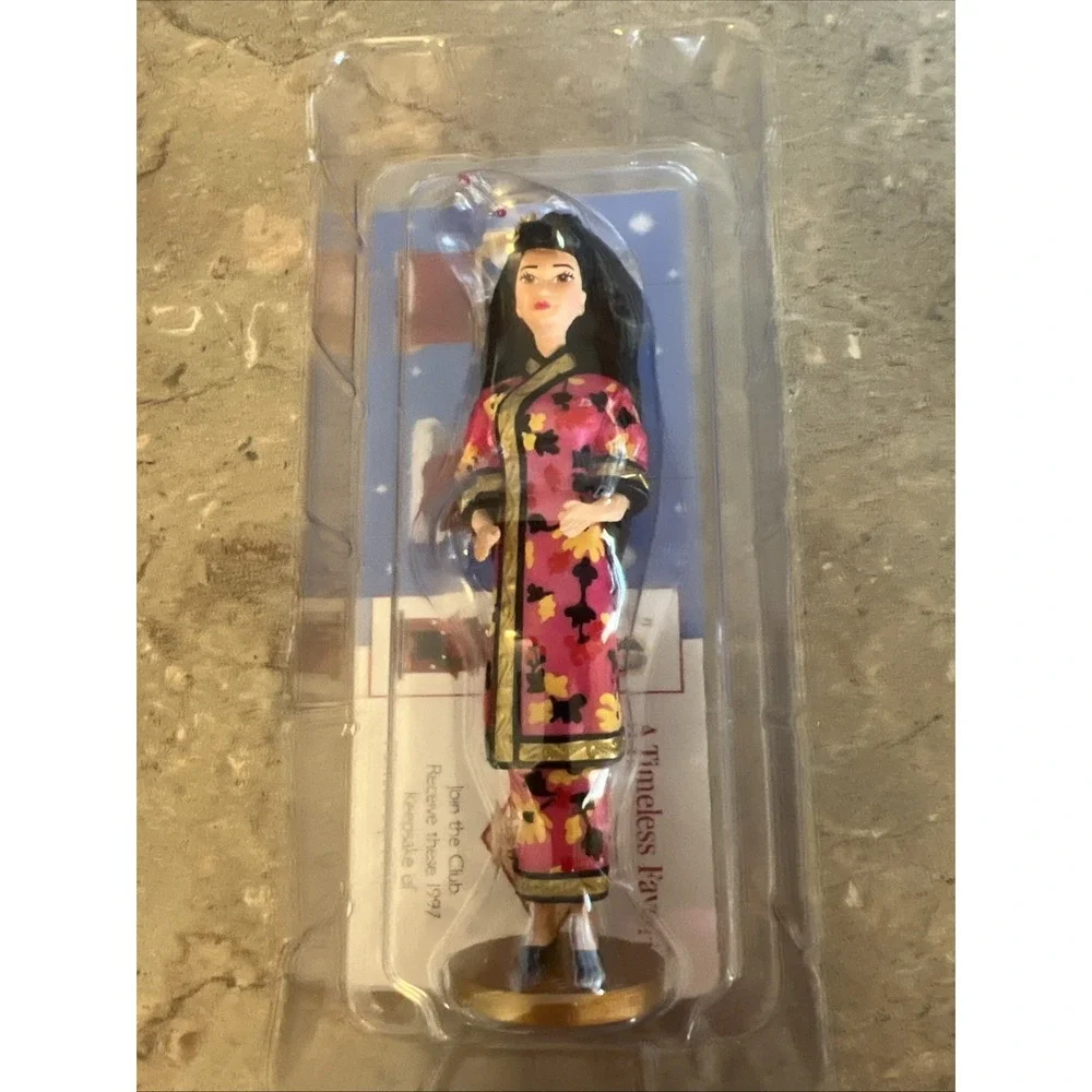 1997 Hallmark Keepsake Ornament Chinese Barbie Dolls of the World